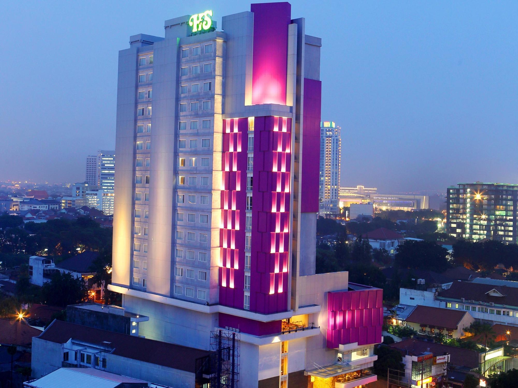 Hotel Santika Premiere Gubeng Сурабая Экстерьер фото